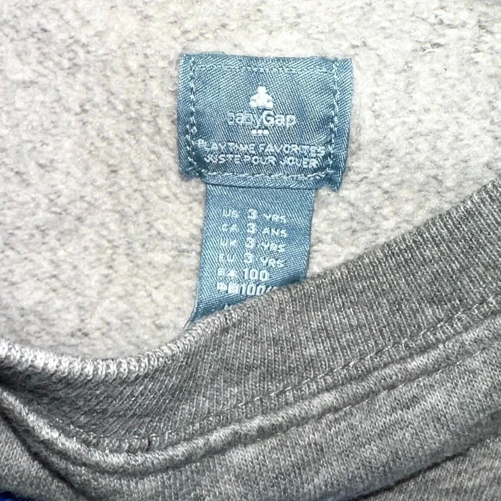 Gap Sweatshirt Kids 3Y Gray Heather Fleece Lined Long Sleeve Embroidered Logo‎